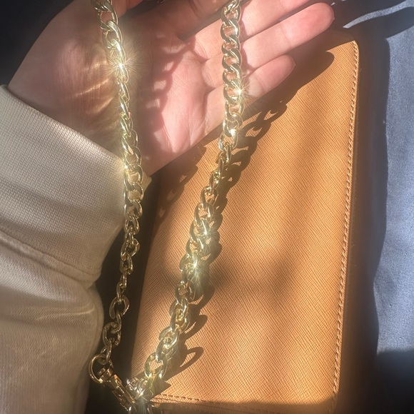 SOLD Michael Kors Long Zip Around Wallet Wristlet - Picture 9 of 17